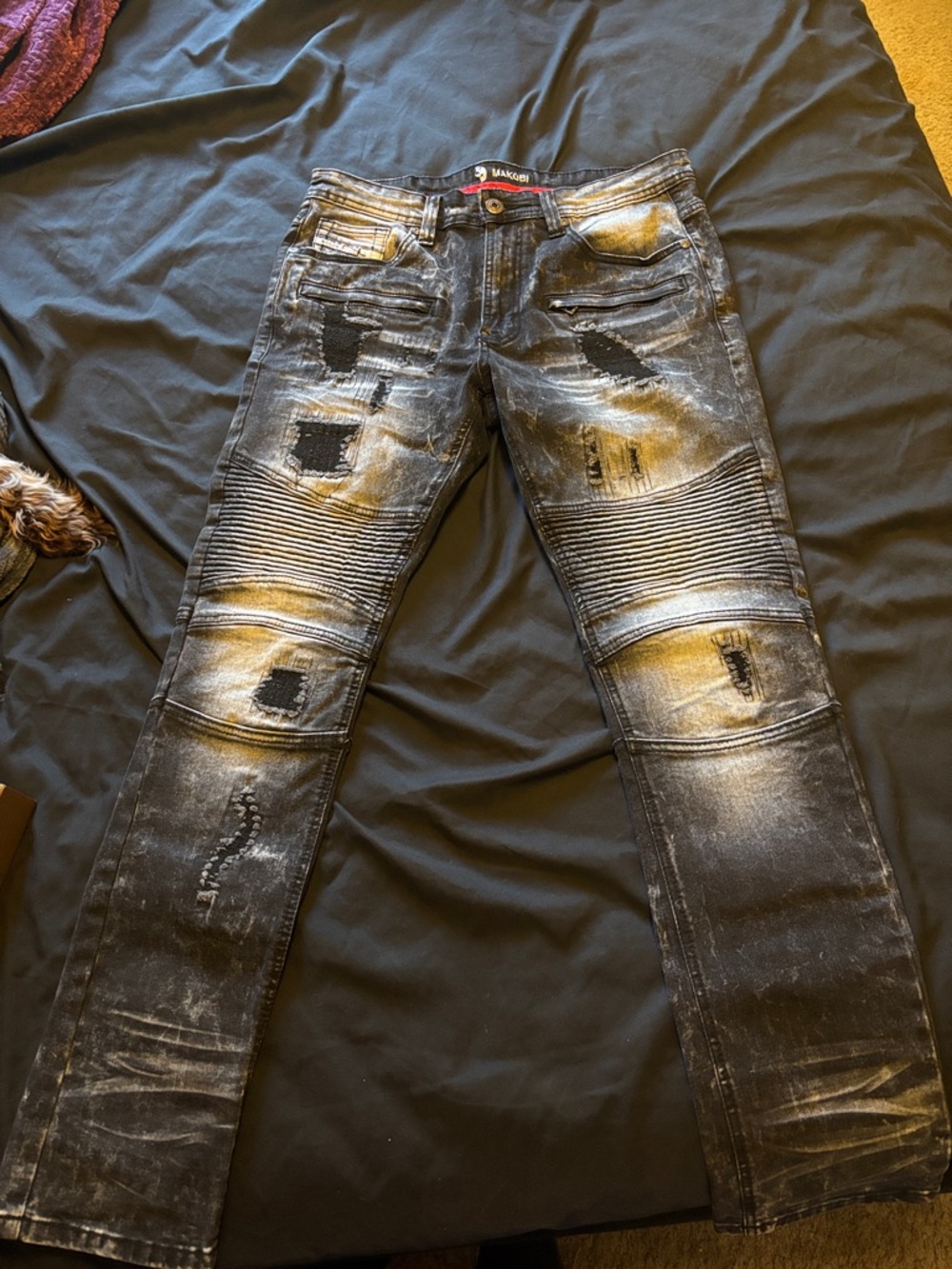Slim Straight Men's Black Washed Distressed Jeans